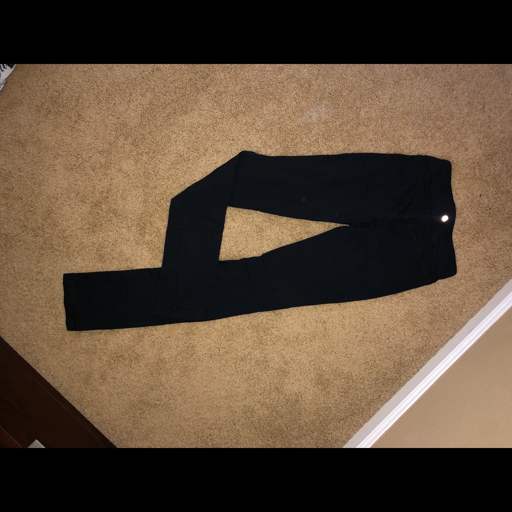 Long lululemon pants size 4